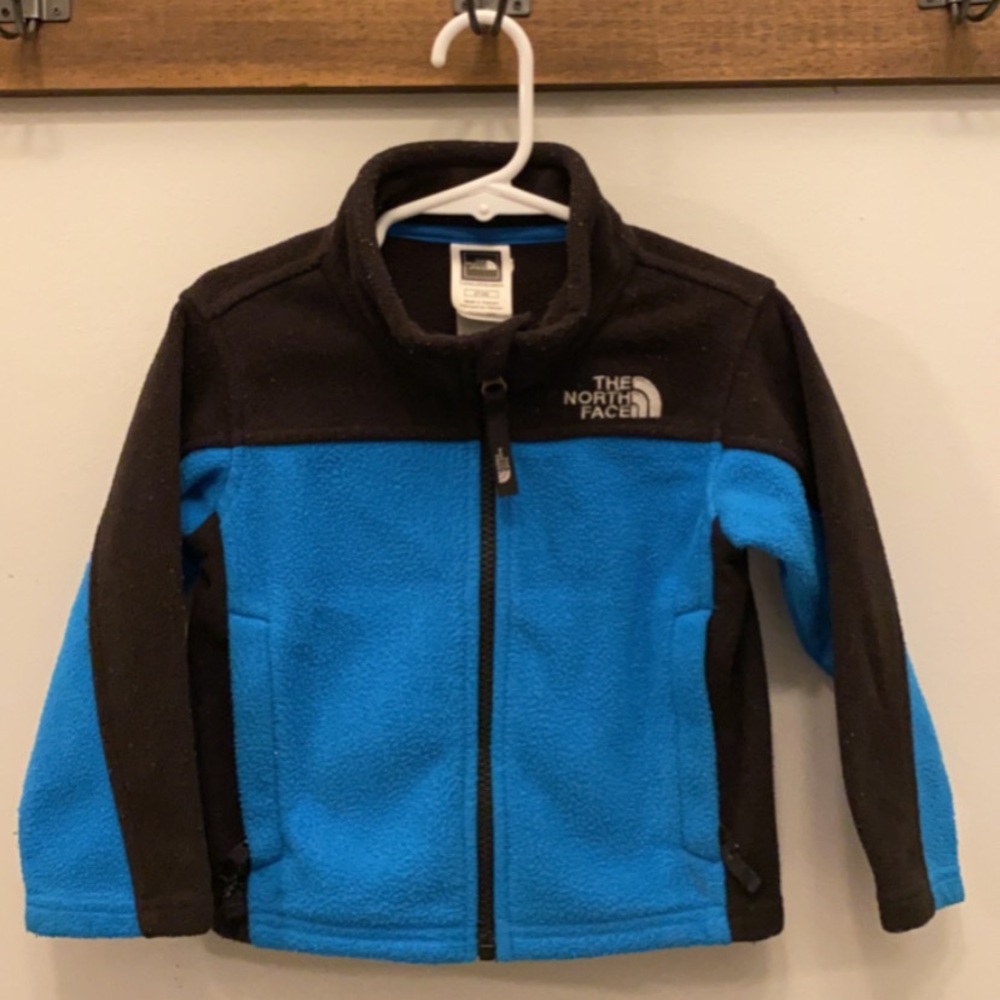 ⭐️FINAL PRICE⭐️ North Face boys zip up